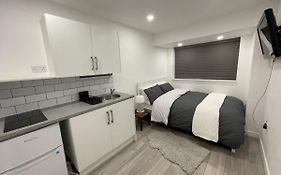 Guest Room-Studio, Woolwich